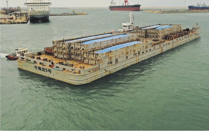 “今海龙5号” 驳船海上全览 