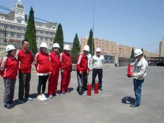 今海办公室全体员工参加了消防演习